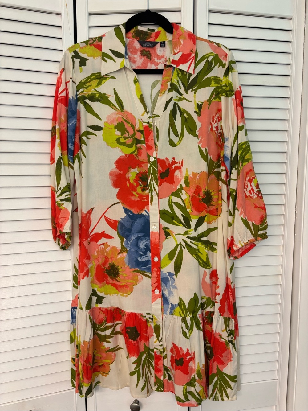 NWT Fall or Summer Floral Dress Medium